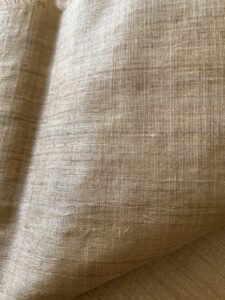 Strictement naturelle Soie Muga - Tohora Strictly Natural silk Muga - Embarquez avec Tohora et ouvrez-vous à la magie des étoffes de soie