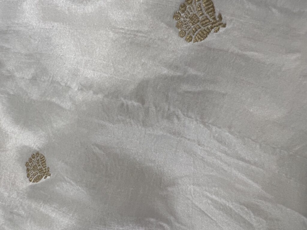 Soie de murier Tissée main méthode Benares | Tohora