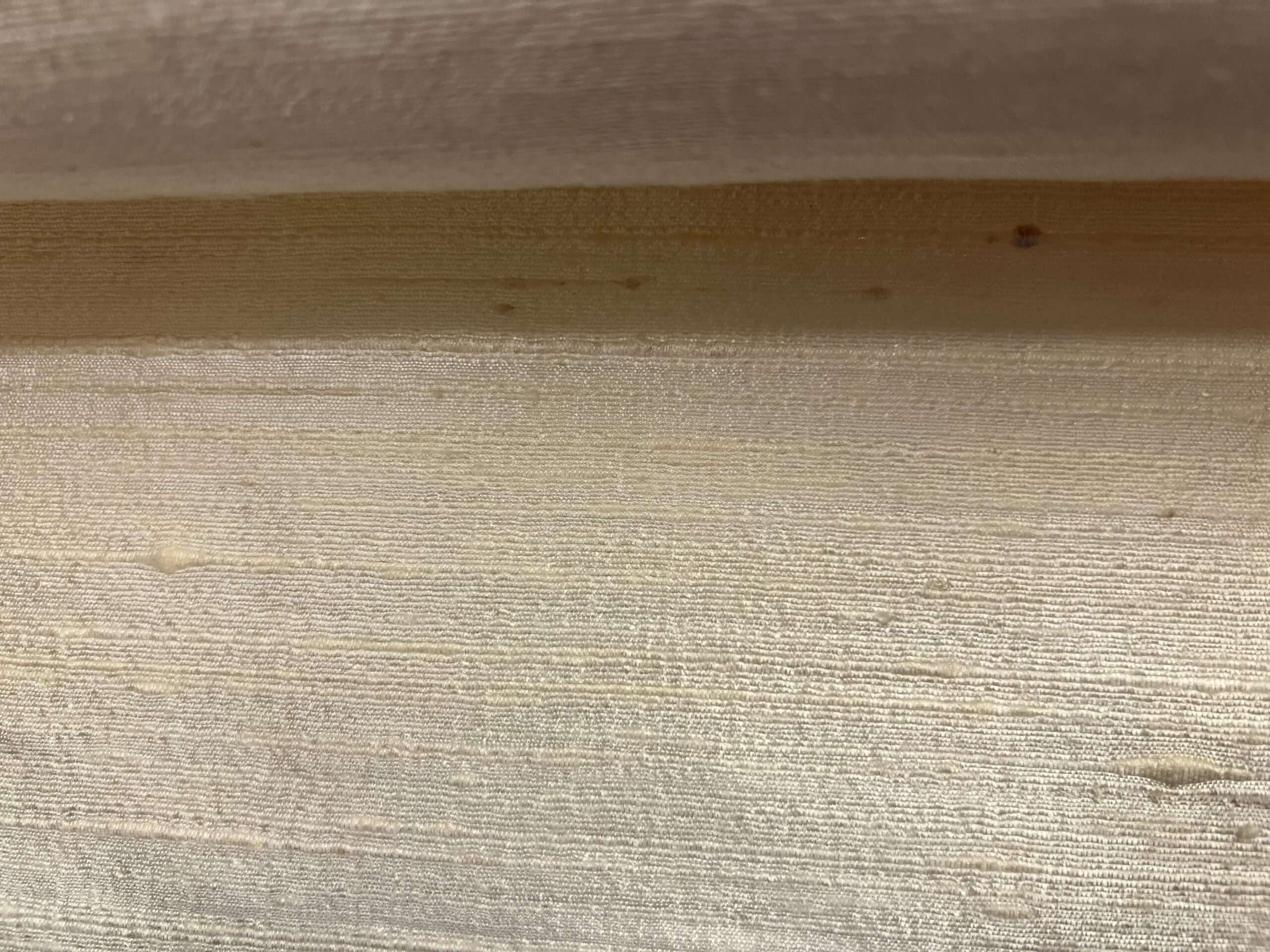 Soie Dupion Crème Tohora tissée main en Inde