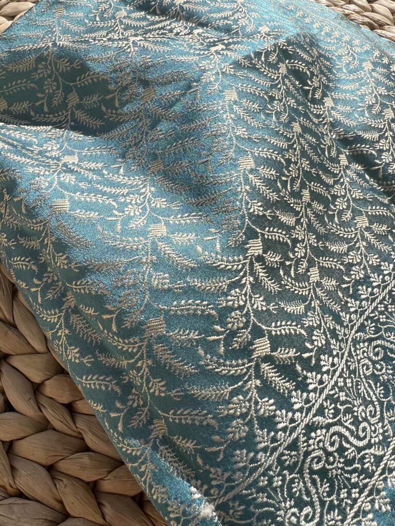 Carré 55cm Tissé Main - Brin de Sagesse Bleu | Tohora